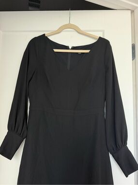 Ann Taylor Black Long Sleeve V-Neck Dress